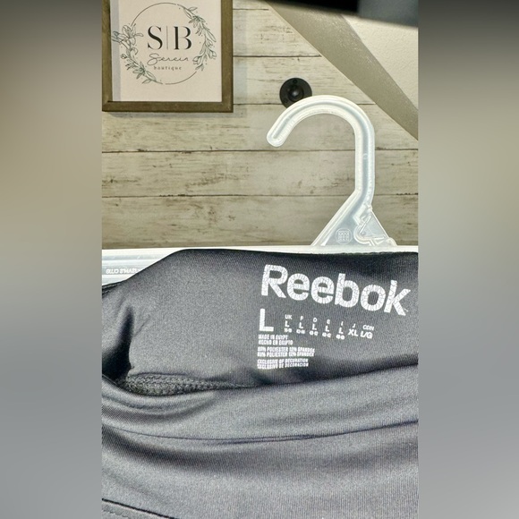 FINAL DROP! Reebok black Capri leggings, Large - Picture 2 of 6